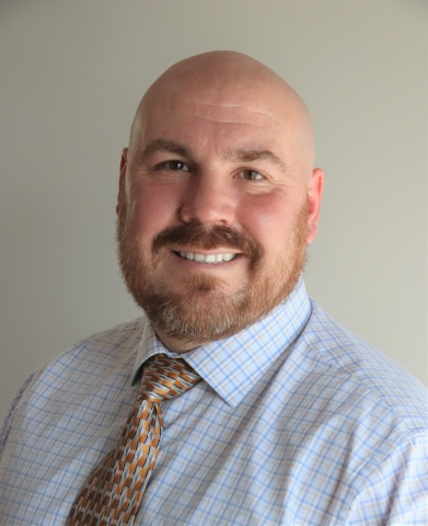 Glen Mackey Headshot