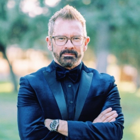Matt Hinchliffe Headshot