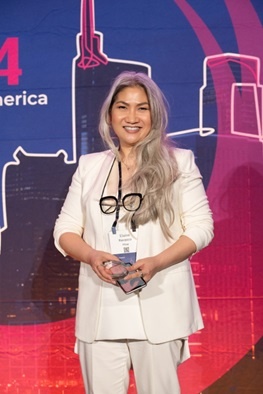 Elaine Ravasco - Pfizer